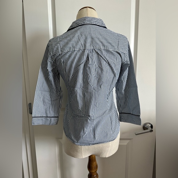 Abercrombie and Fitch (A&F) - Shirt - Size S - Excellent Condition - Picture 2 of 3